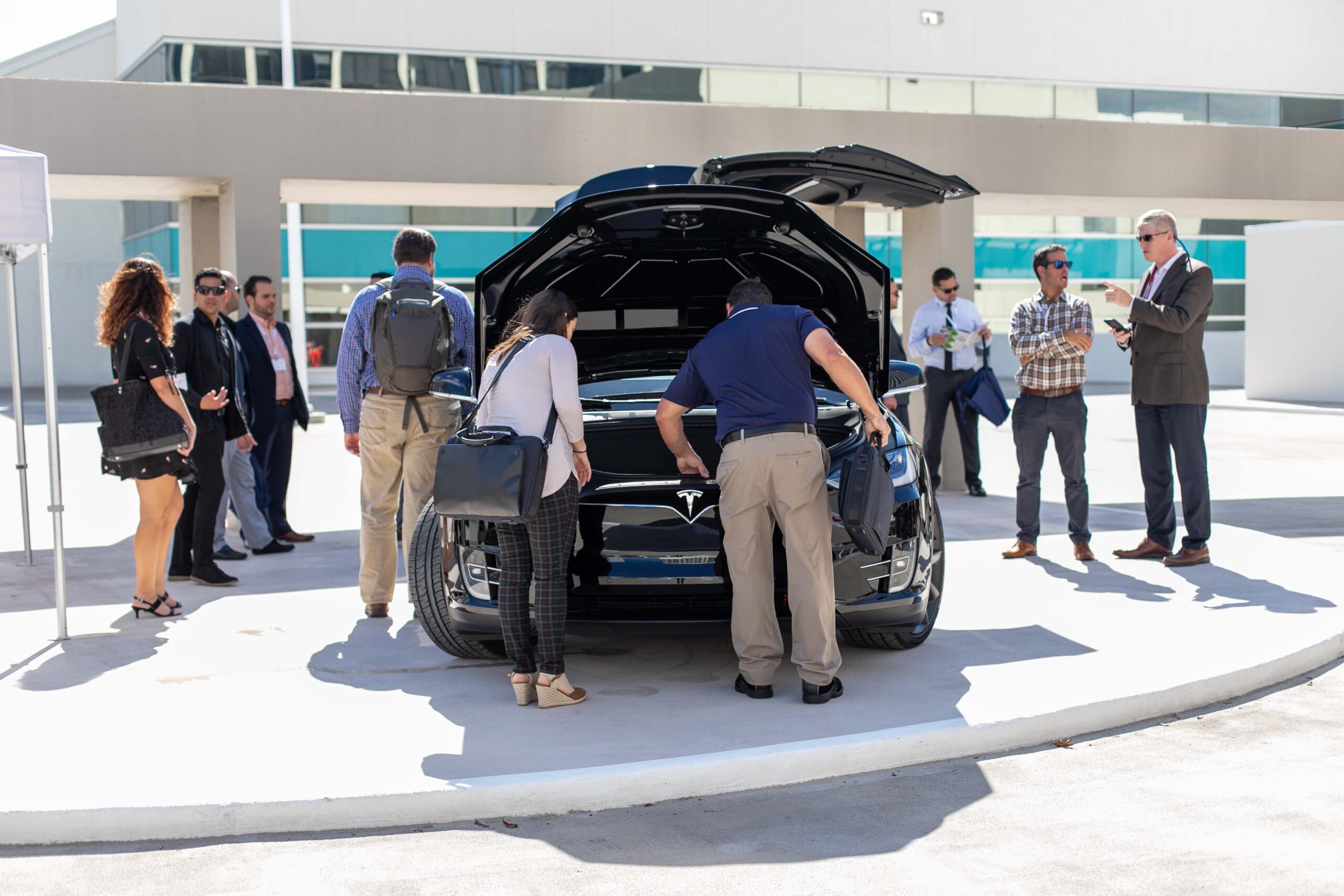 Florida's Electric Vehicle Future - Tampa Hillsborough Expressway